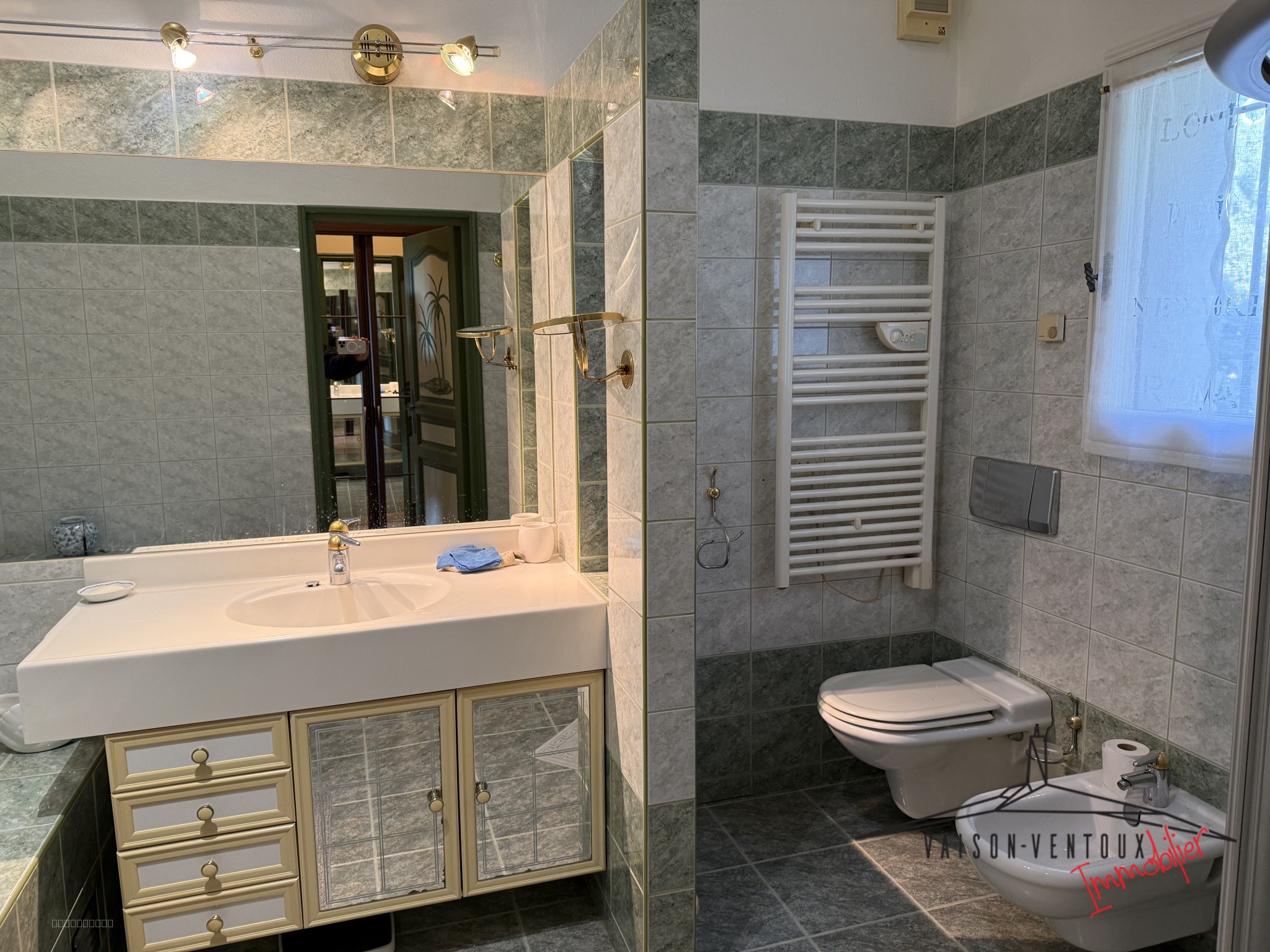 Villa contemporaine avec piscine et vue exceptionnelle — photo 18