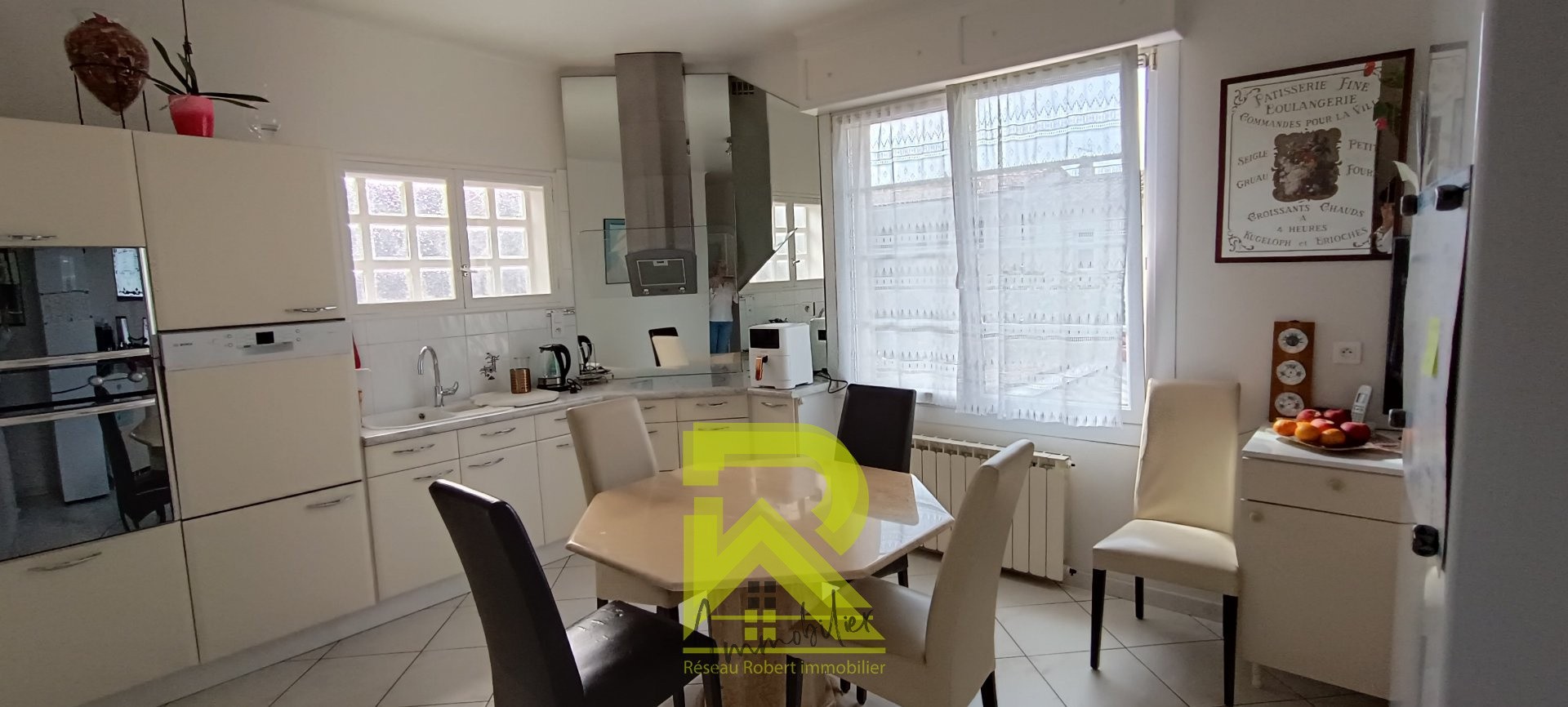 Maison à vendre à Carcassonne, 168 m², 7 pièces – photo 3 sur 13