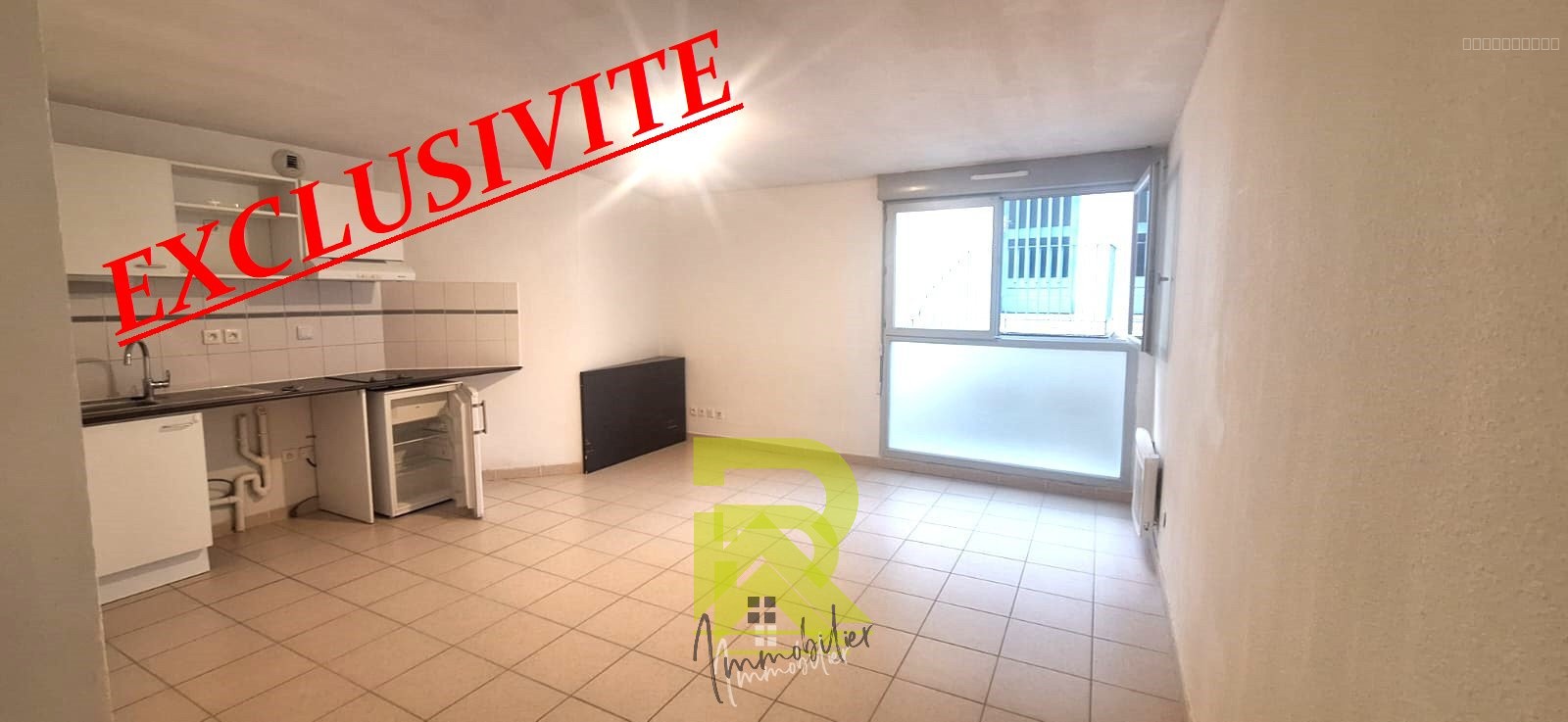 Studio à vendre à Nimes, 31 m², 1 pièce – photo 3 sur 11