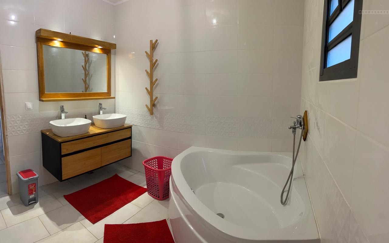 Maison 4 chambres-Les Lianes Saint-Joseph — photo 11