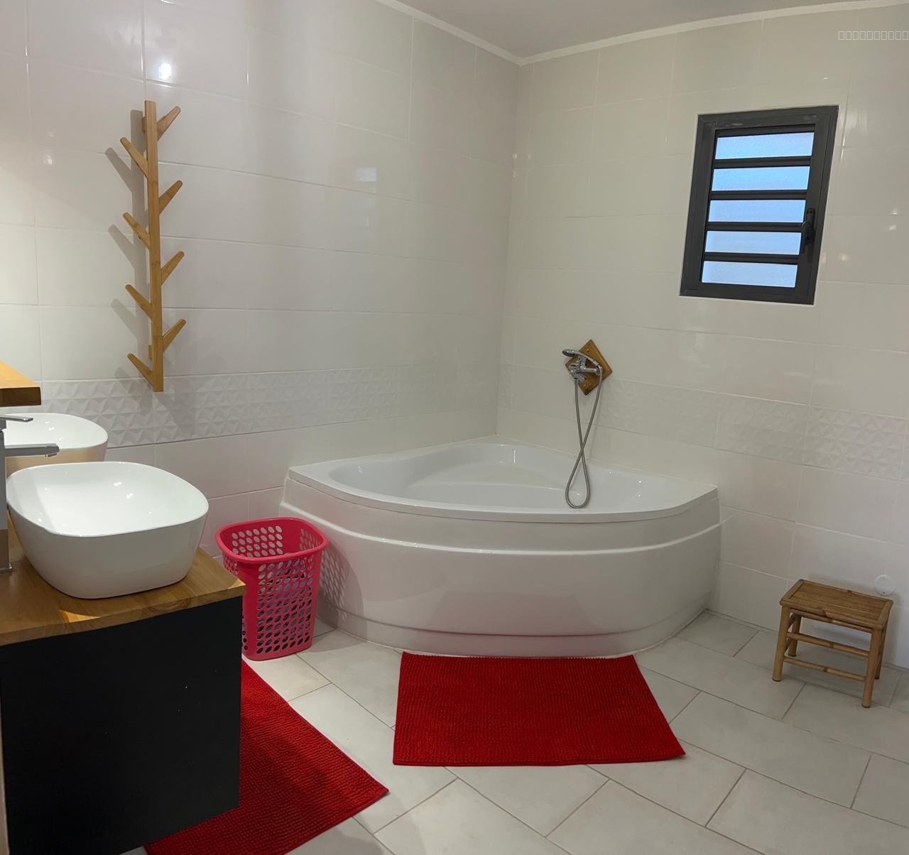Maison 4 chambres-Les Lianes Saint-Joseph — photo 9