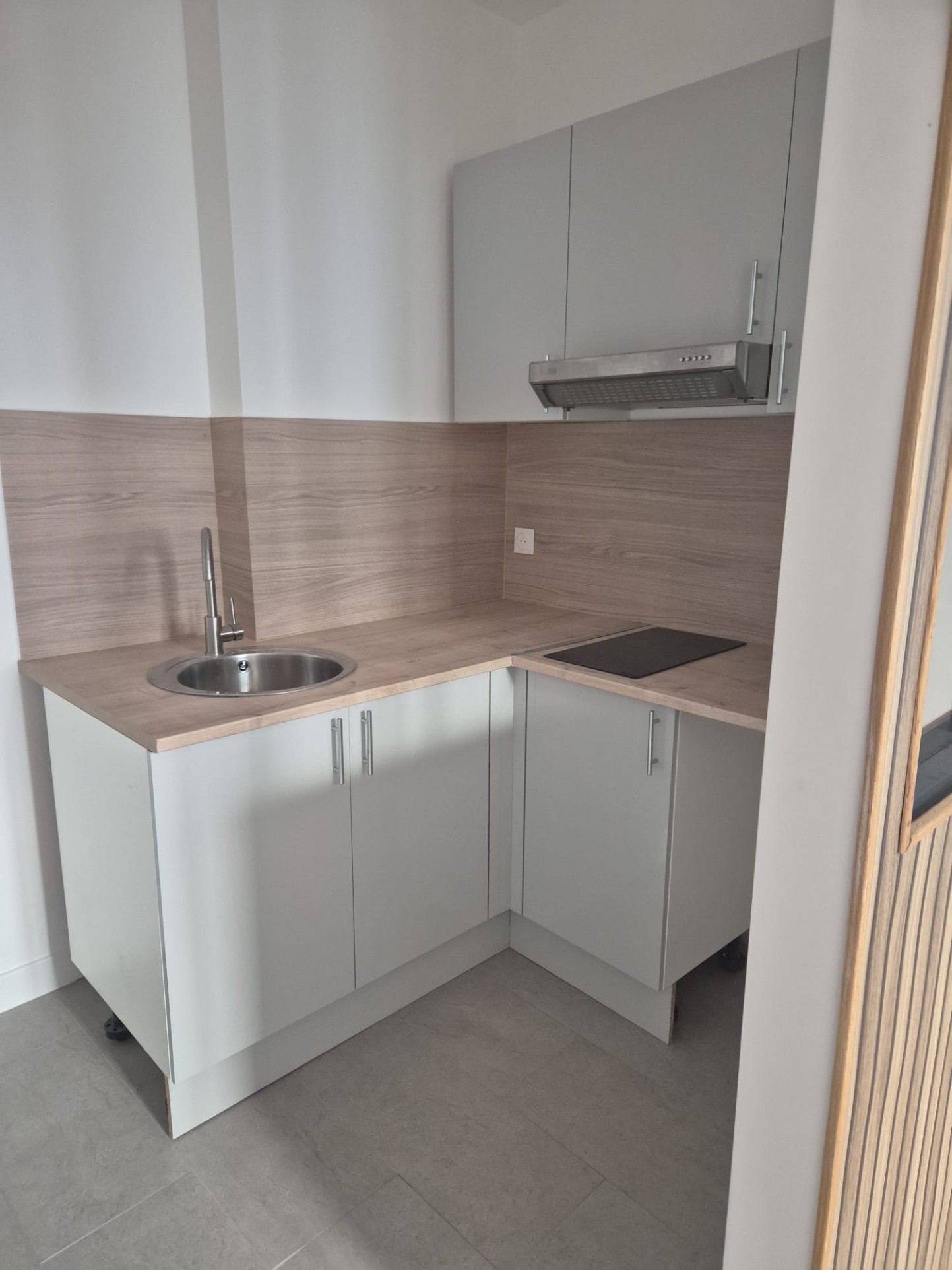 BASTILLE 75011 - STUDIO 25.54 m2 refait à neuf — photo 4