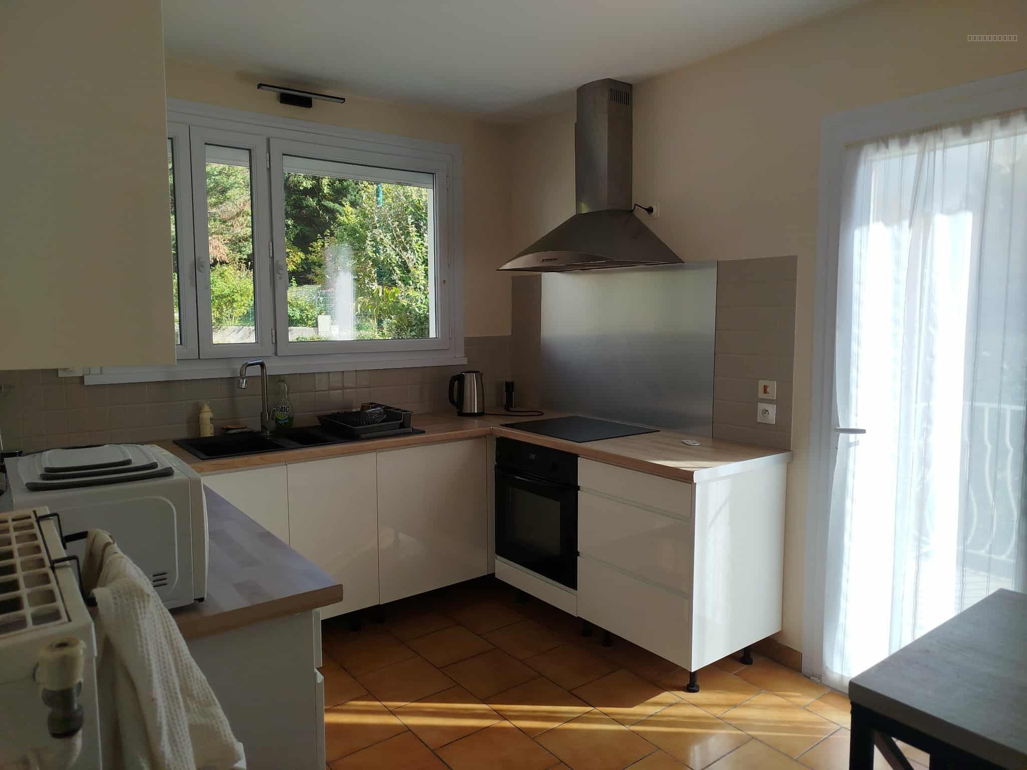Maison à vendre à Creuzier le vieux, 1 080 m², 6 pièces – photo 3 sur 11
