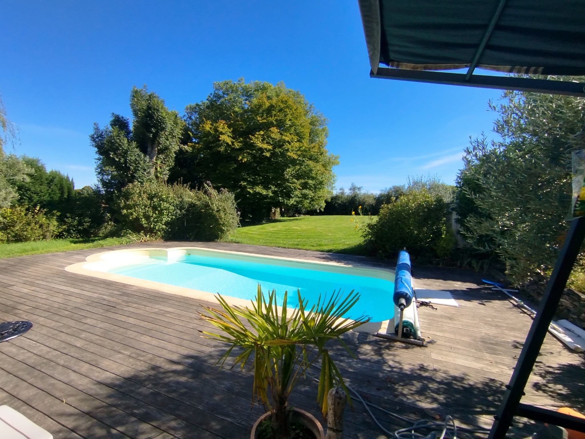 Maison à vendre à Brugheas, 580 m², 5 pièces – photo 2 sur 16