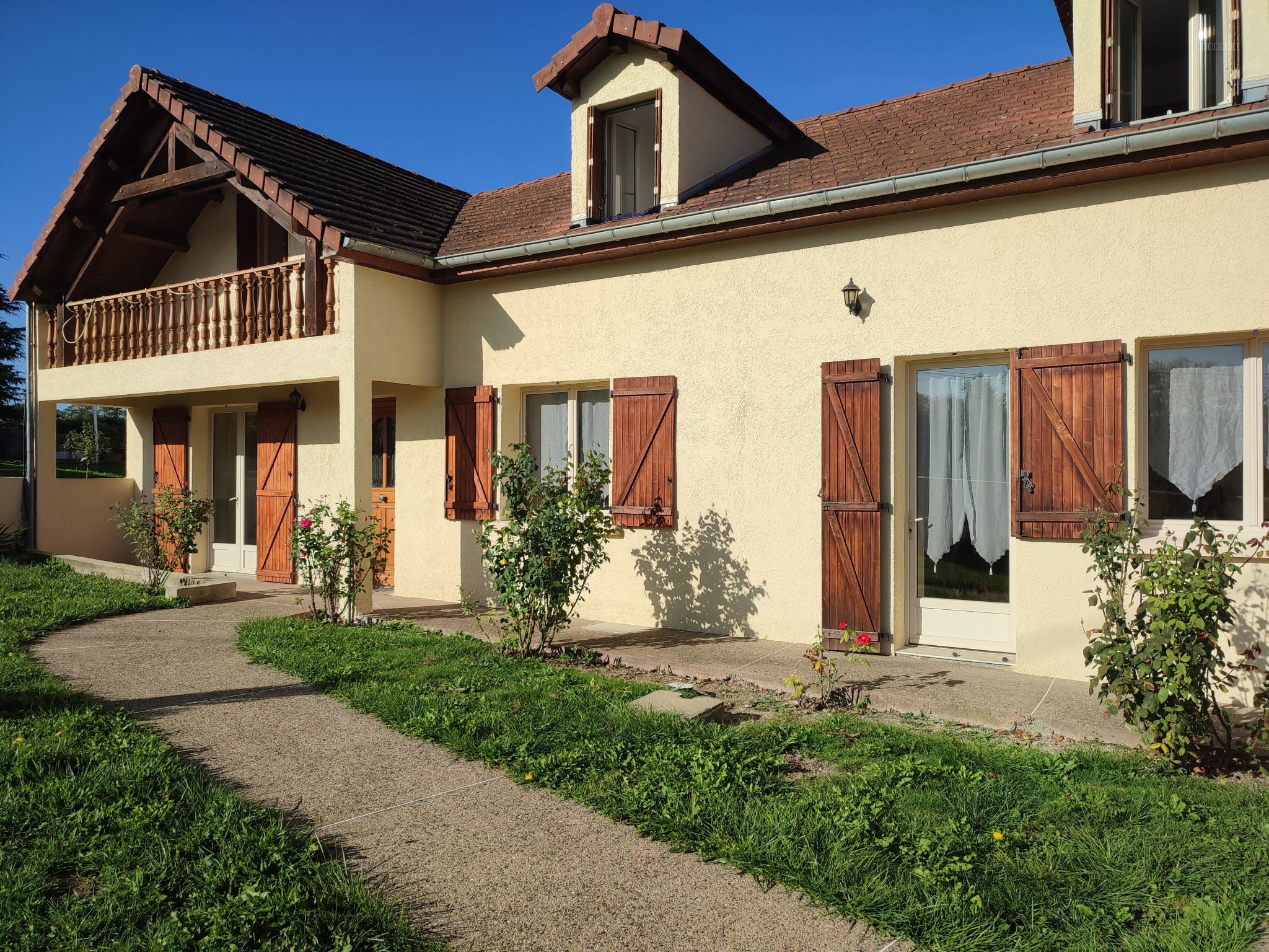 Maison à vendre à Brugheas, 155 m², 6 pièces – photo 1 sur 17