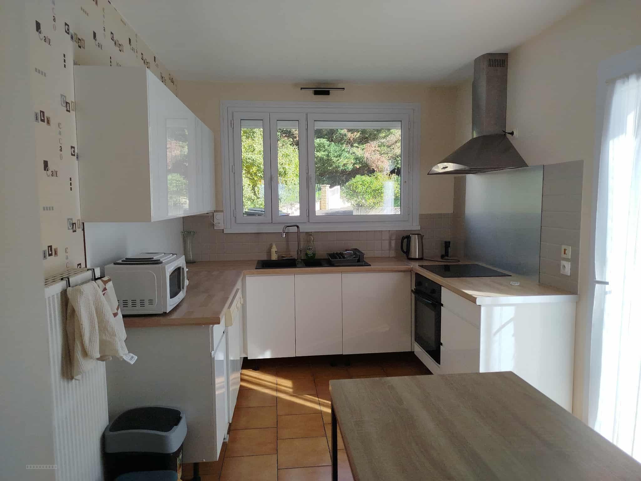 Maison à vendre à Creuzier le vieux, 1 080 m², 6 pièces – photo 2 sur 11