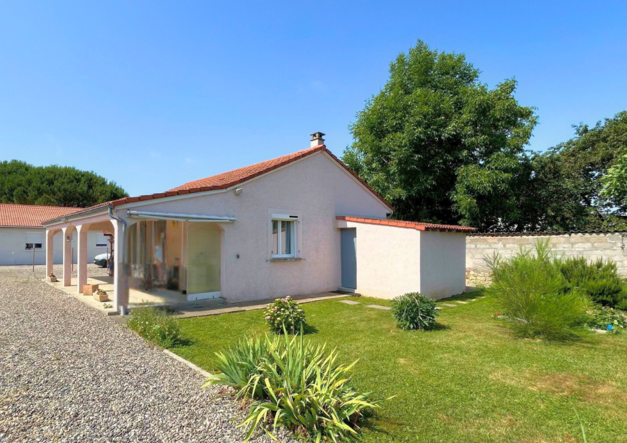 Maison à vendre à Lezoux, 63 m², 3 pièces – photo 2 sur 9