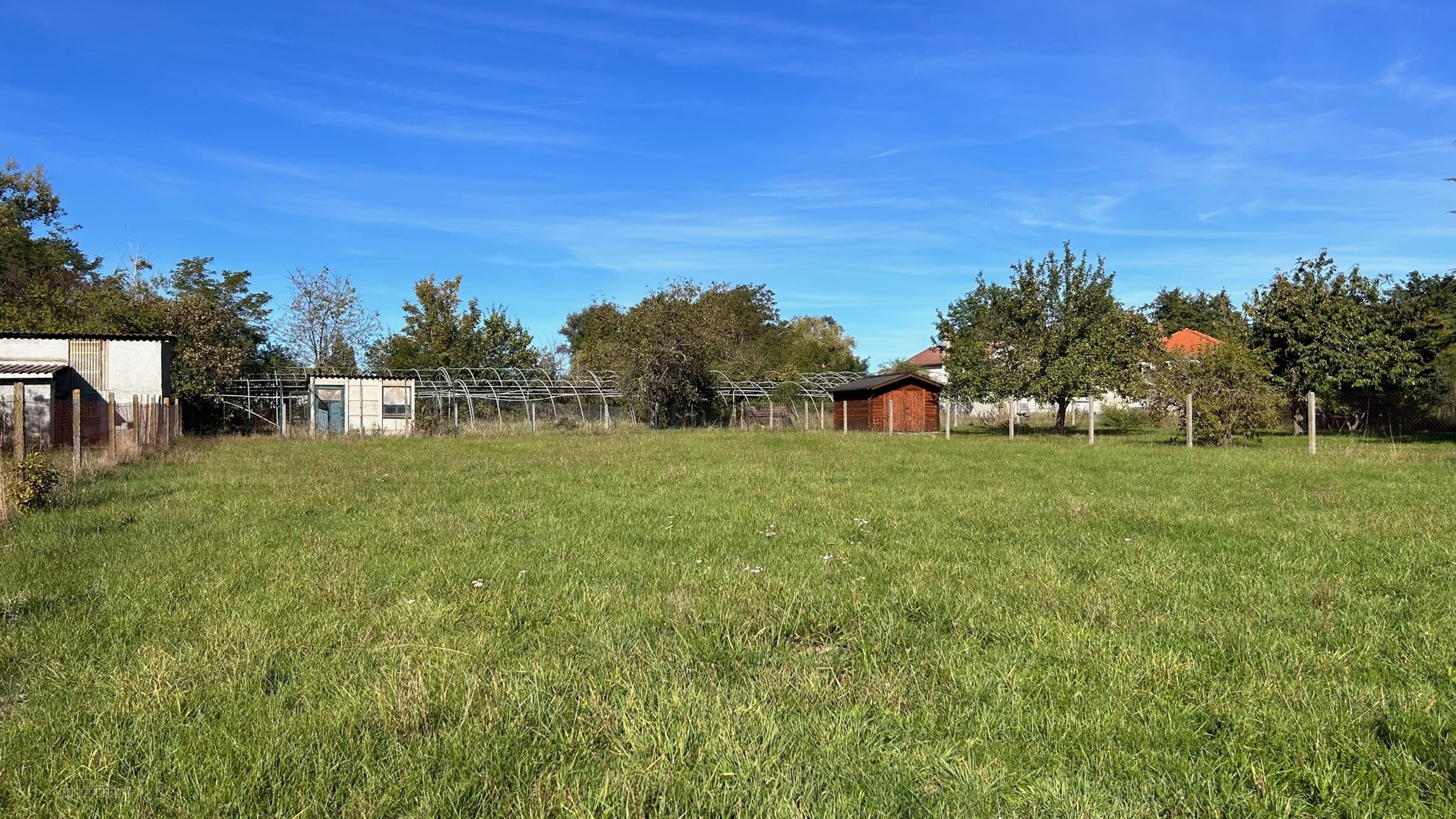 Terrain à vendre à Lezoux, 1 125 m² – photo 2 sur 6