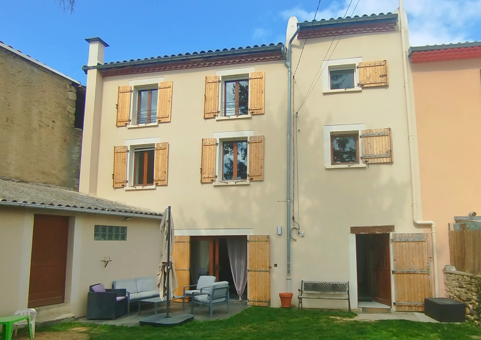 Maison à vendre à Lezoux, 127 m², 5 pièces – photo 1 sur 18