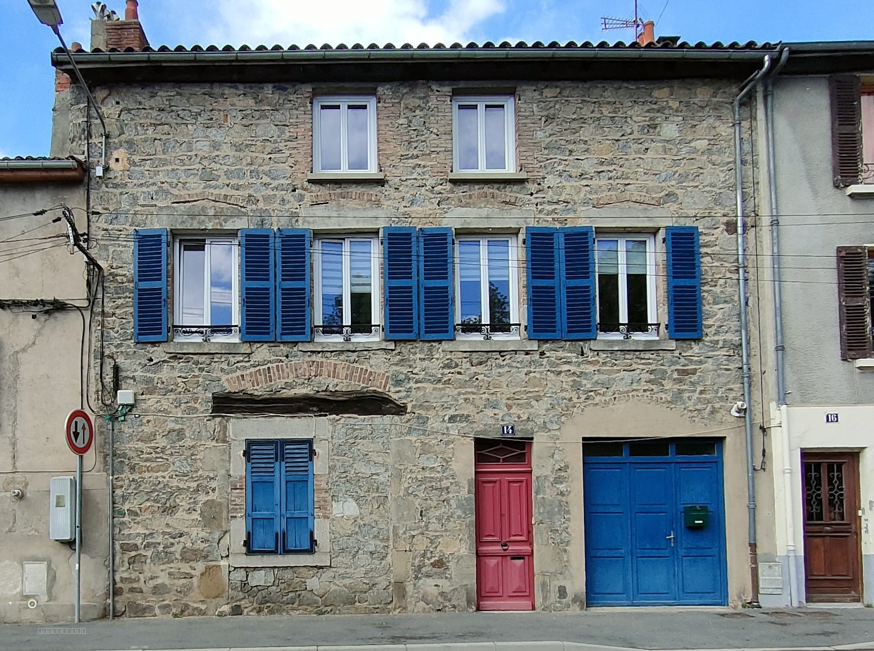 Maison à vendre à Thiers, 201 m², 7 pièces – photo 2 sur 15