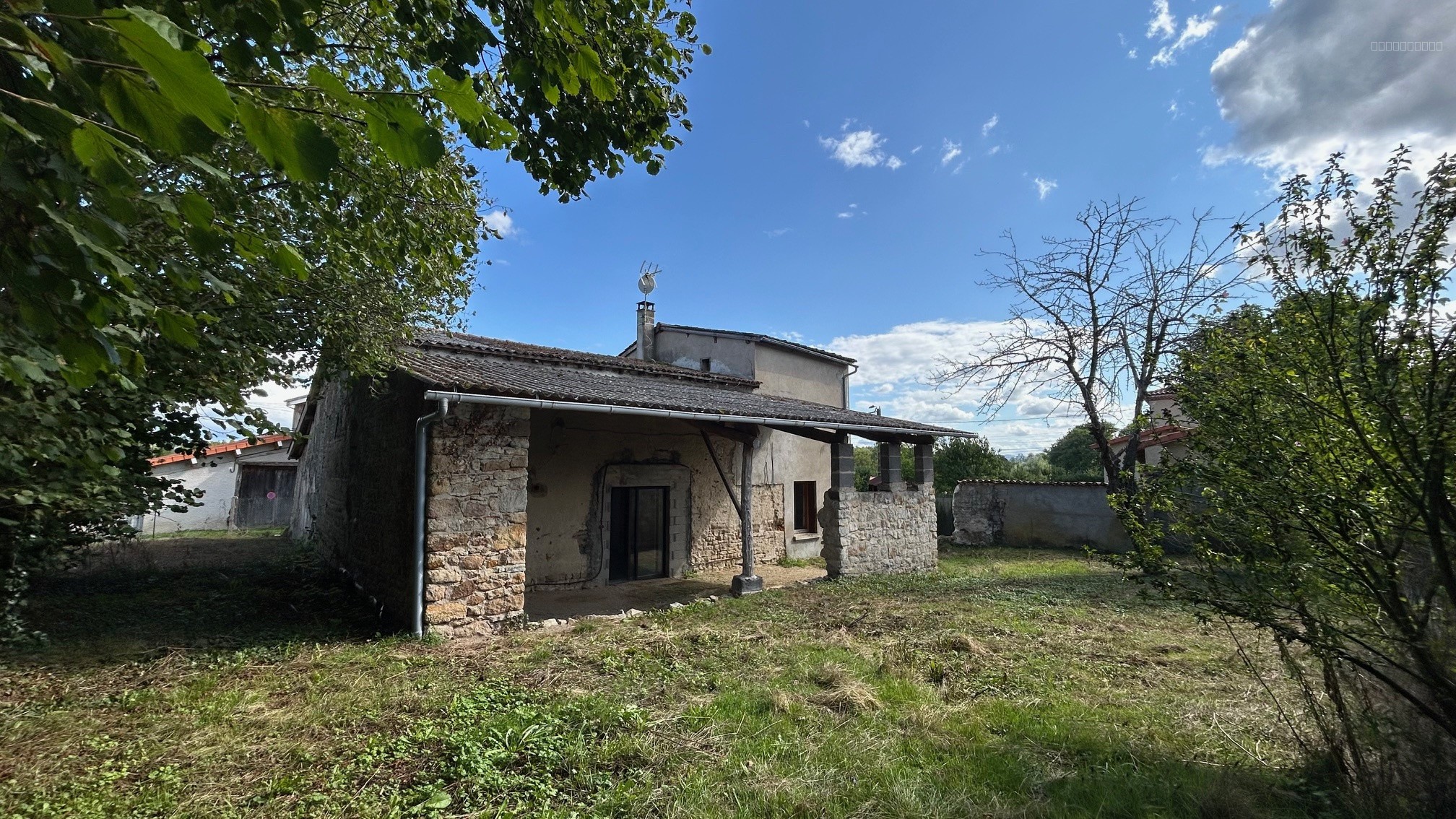 Maison à vendre à Lezoux, 140 m², 4 pièces – photo 1 sur 16