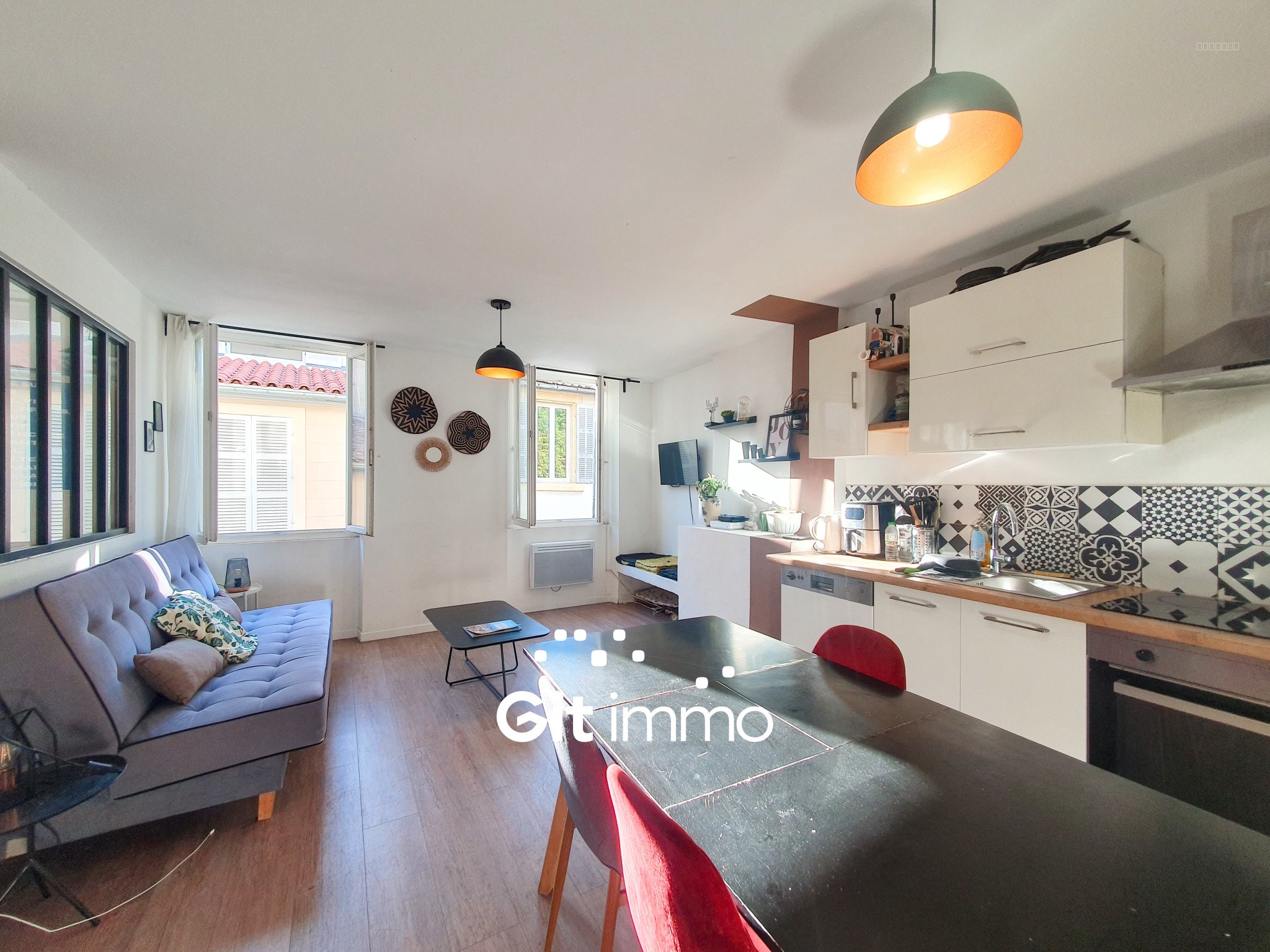 Appartement à vendre à Marseille, 58,08 m², 4 pièces – photo 1 sur 9