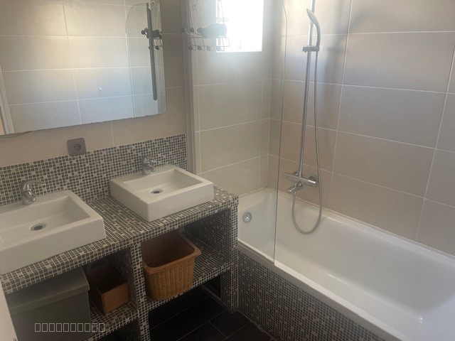Appartement Type 4 Traversant avec Vue Panoramiqu — photo 8