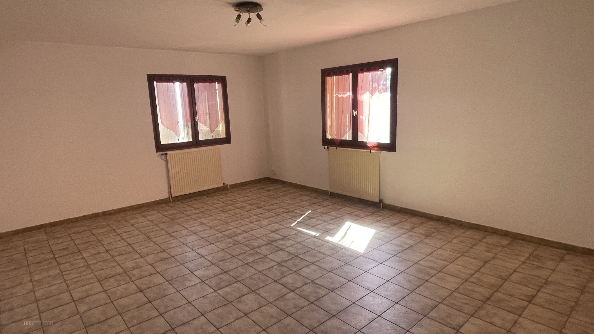Villa T4 avec belle terrasse vue sur mer et studio indépendant de 36m2. — photo 4