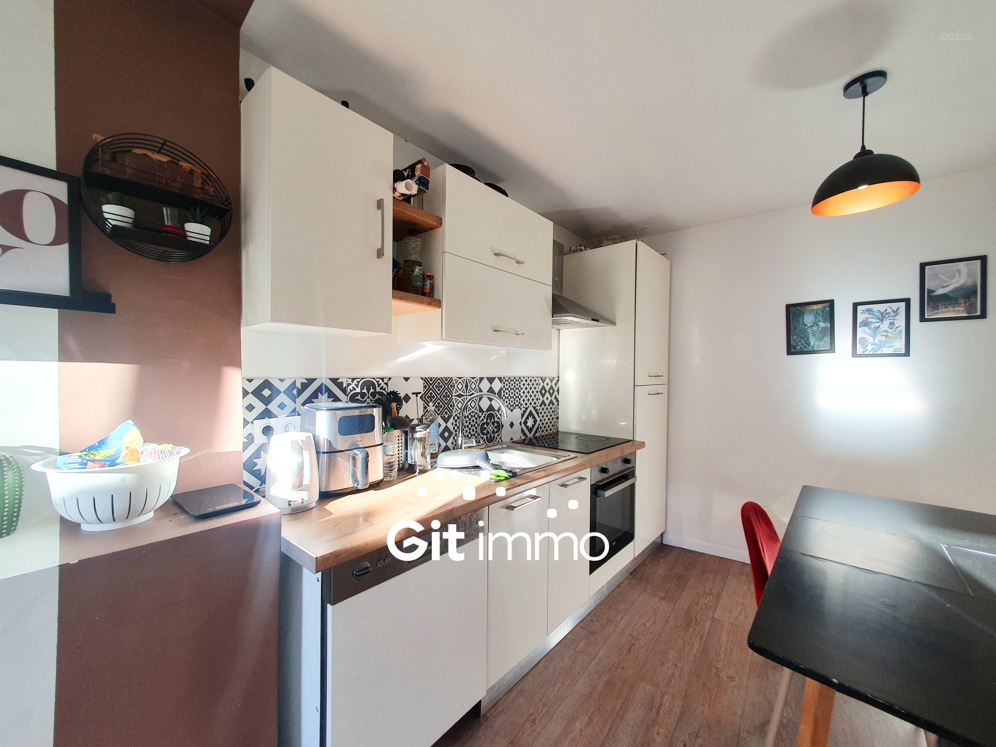 Appartement à vendre à Marseille, 58,08 m², 4 pièces – photo 3 sur 9