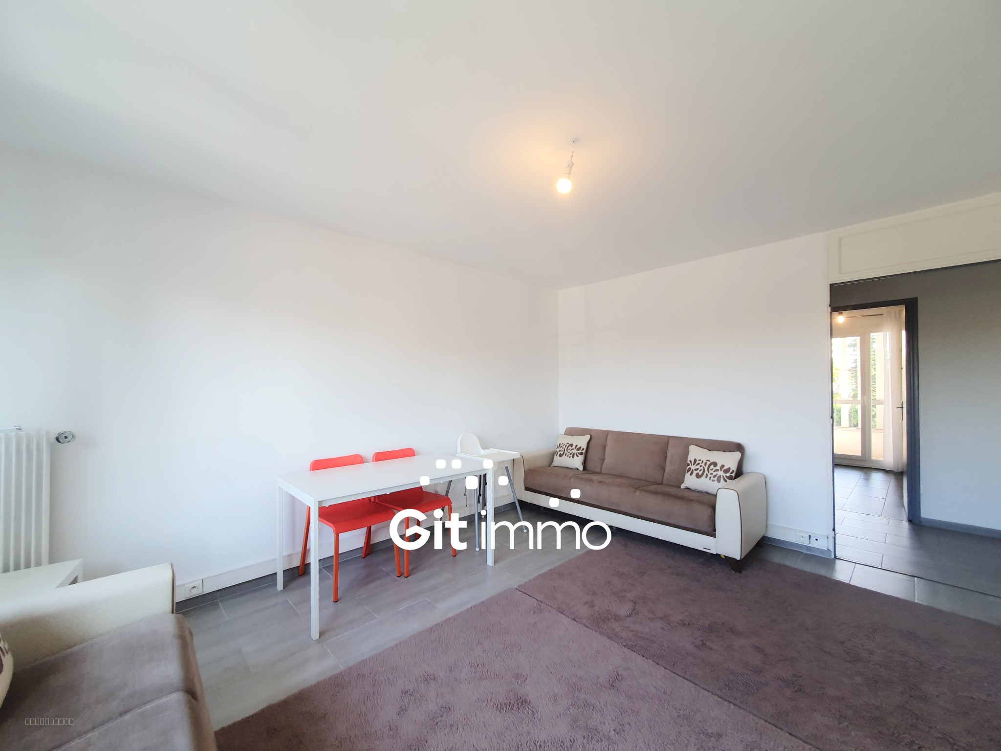 Appartement à vendre à Marseille, 70 m², 4 pièces – photo 2 sur 9