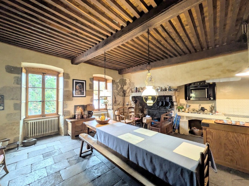 Château d’exception à Busséol   Puy-de-Dôme — photo 9