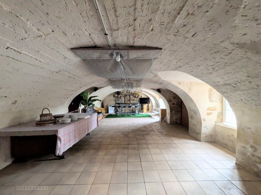 Château d’exception à Busséol   Puy-de-Dôme — photo 14