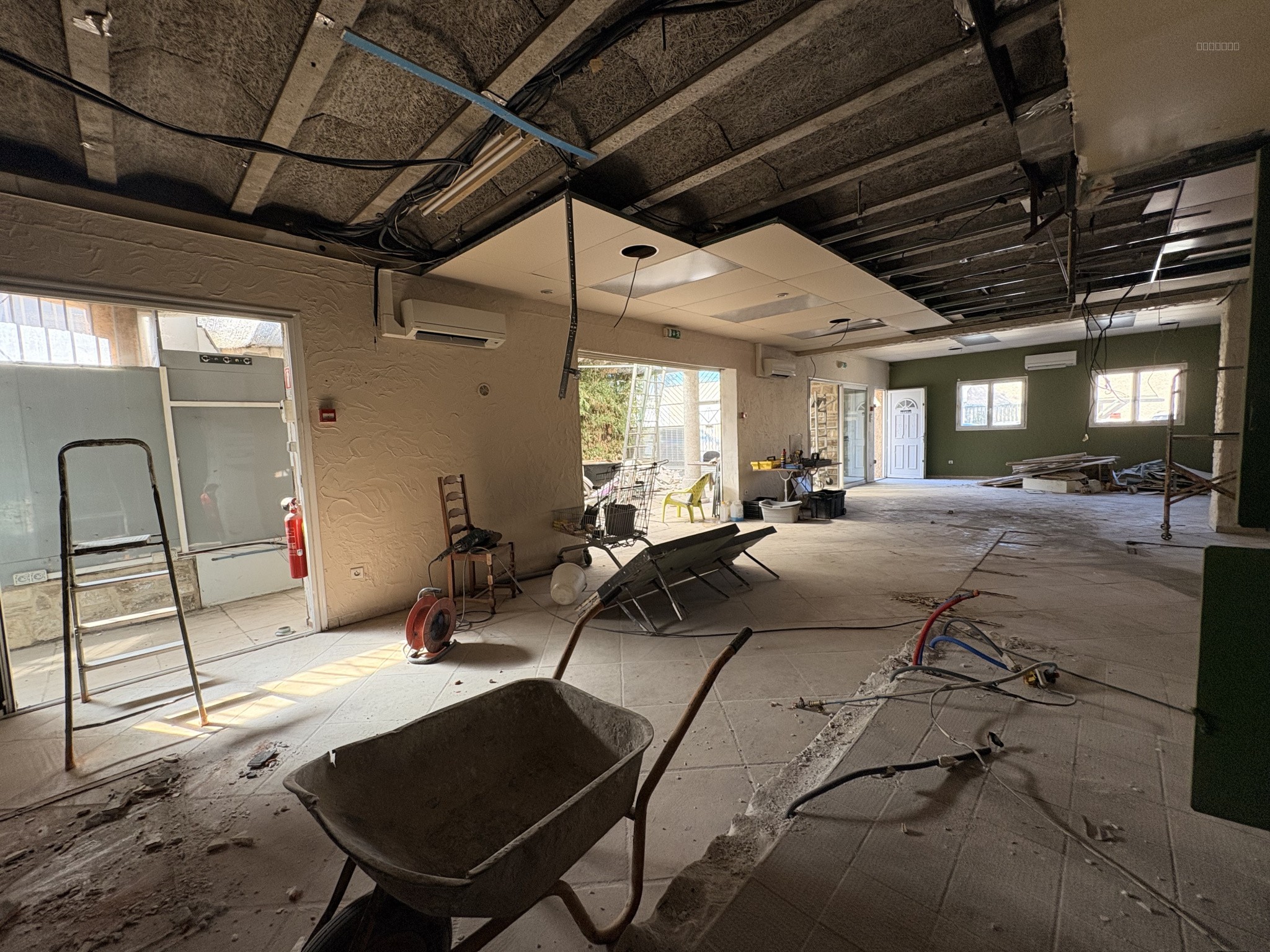 NIMES PROCHE TOUTES COMMODITES — photo 9