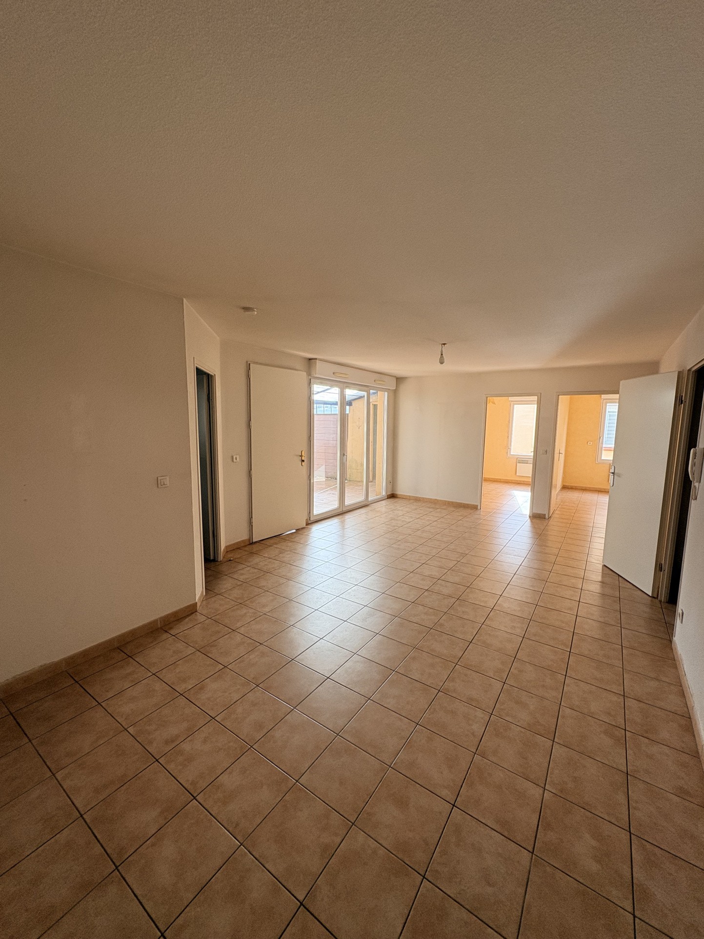 Maison à vendre à La calmette, 17 m², 3 pièces – photo 2 sur 18