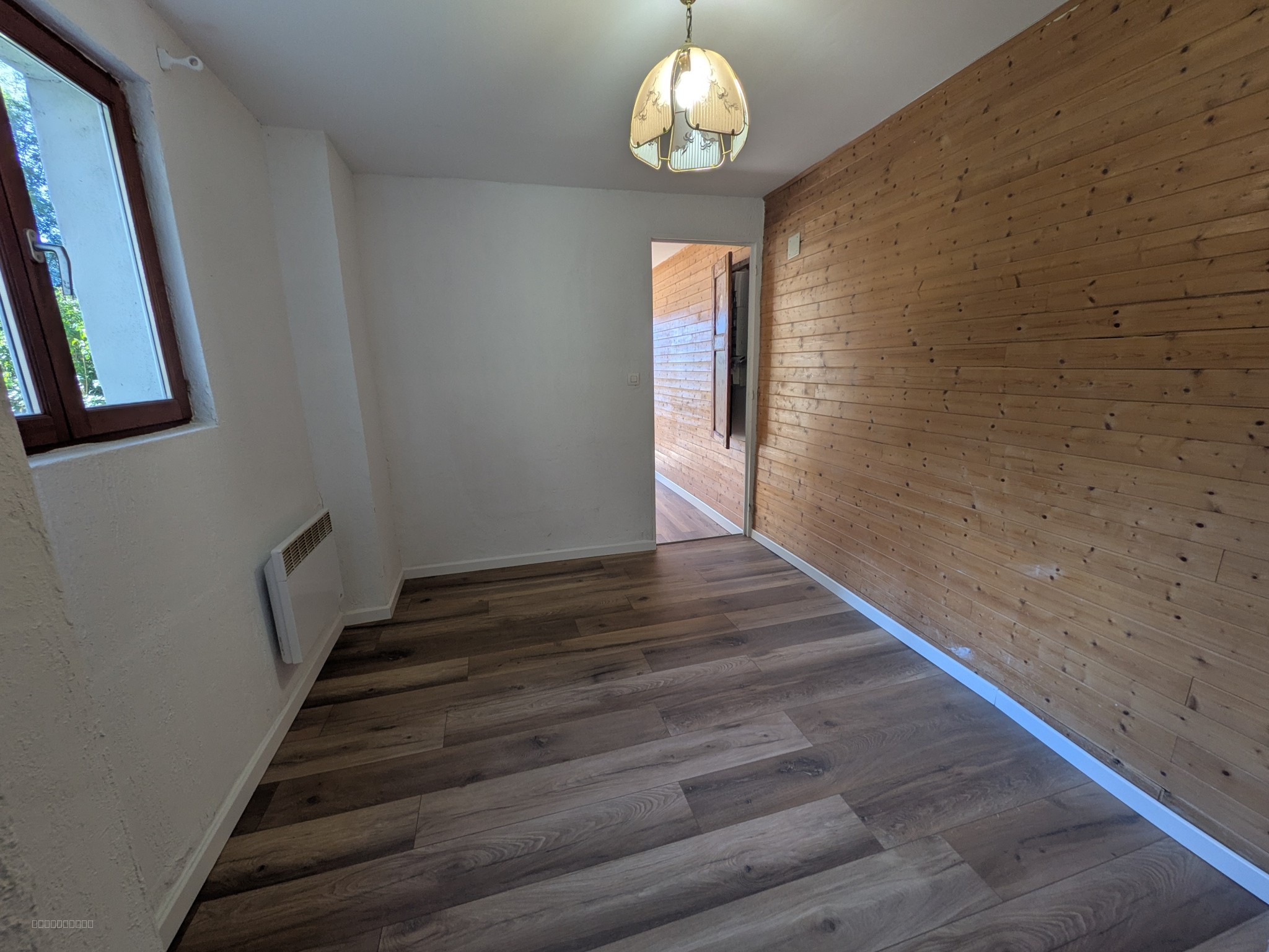 SAINT CHAPTES 4 CHAMBRES SUR 560M2 DE TERRAIN AVEC PISCINE — photo 4
