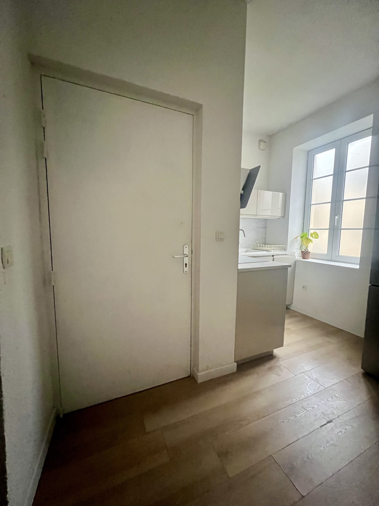 À louer à Saint-Geniès  Appartement — photo 5