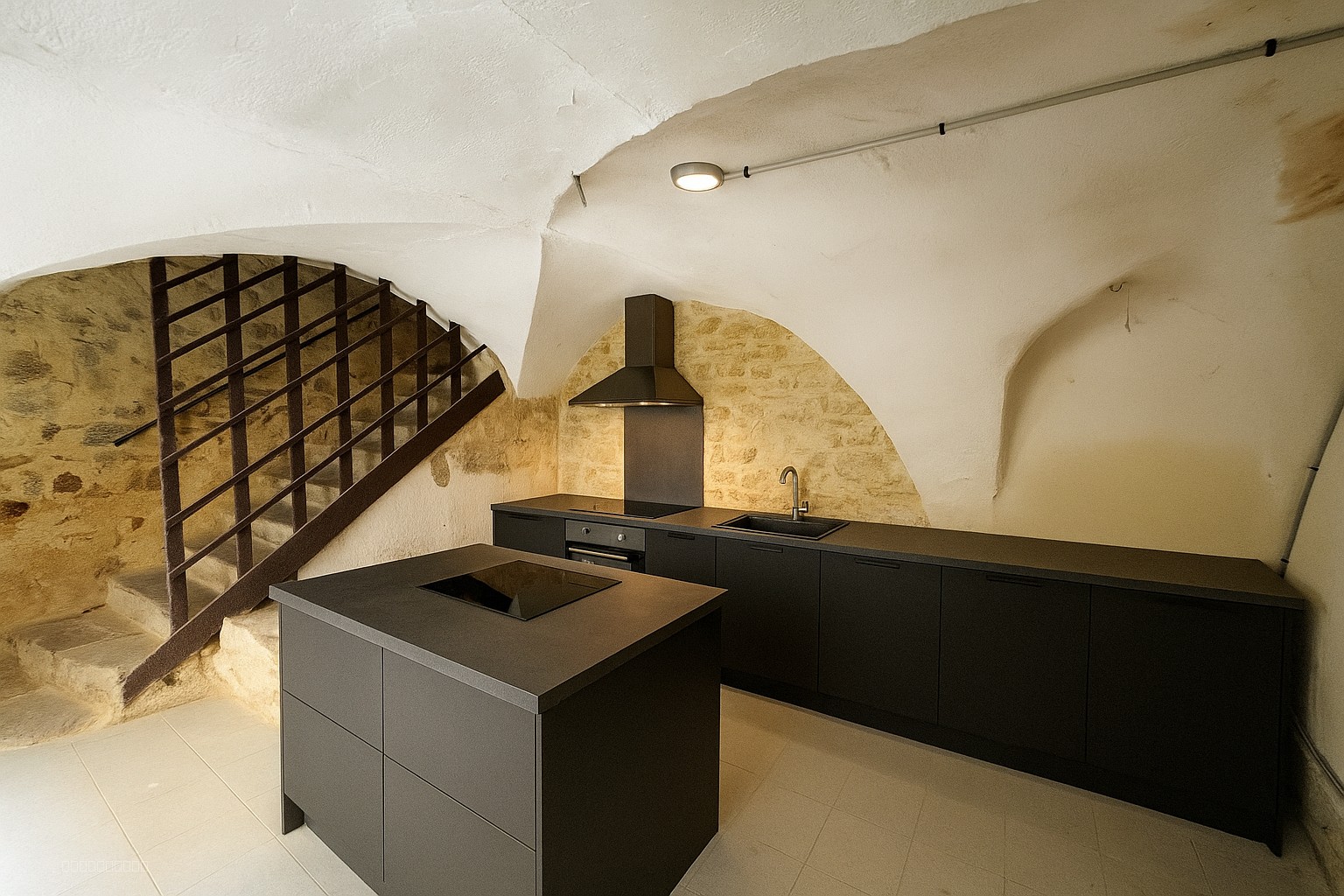 Bien immobilier à vendre à La calmette, 15,7 m², 7 pièces – photo 2 sur 20