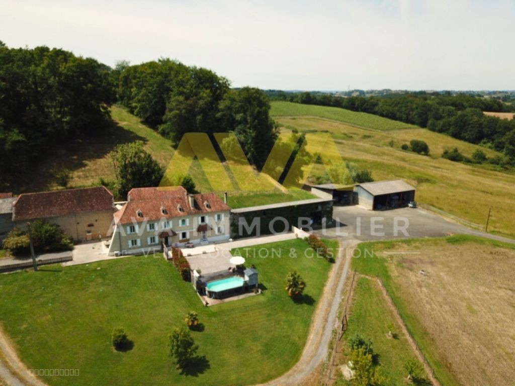 Bien immobilier à vendre à Lahourcade, 107 m², 8 pièces – photo 2 sur 20