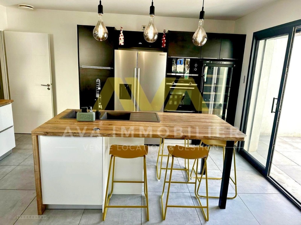 Villa à vendre à Estos, 1 330 m², 5 pièces – photo 2 sur 11
