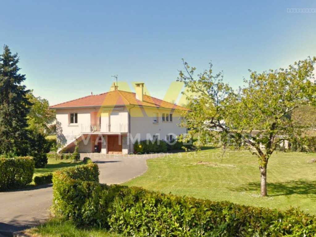 Villa à vendre à Estos, 1 330 m², 5 pièces – photo 1 sur 12