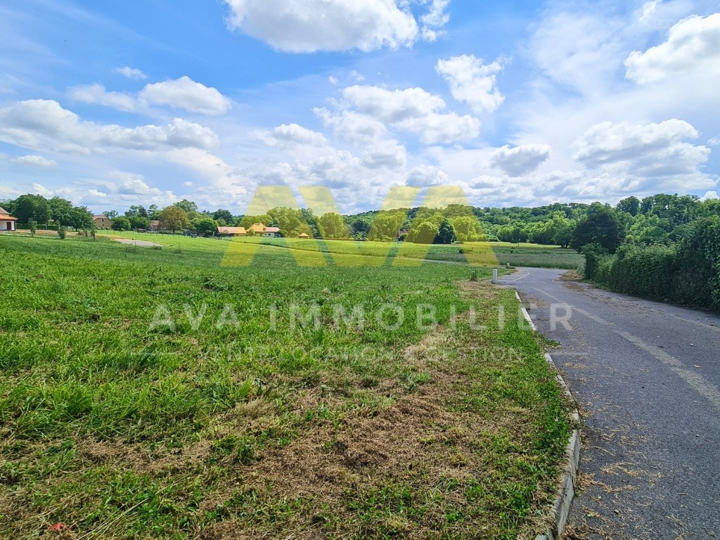 Bien immobilier à vendre à Araujuzon, 1 091 m² – photo 3 sur 6