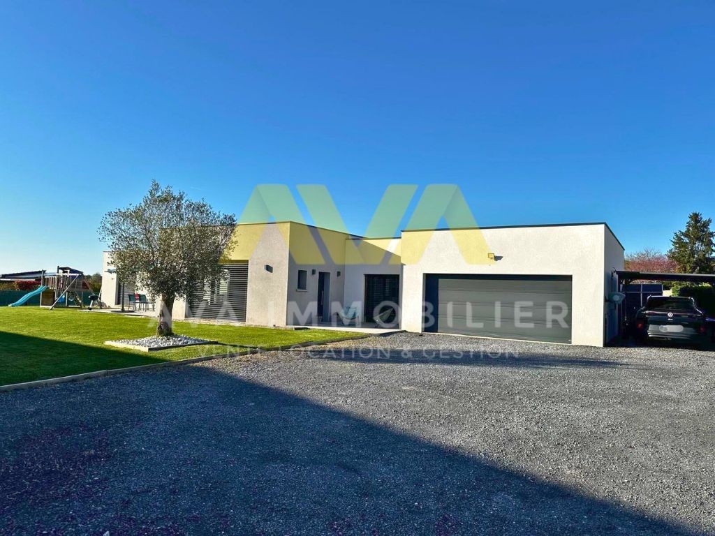 Villa à vendre à Estos, 1 330 m², 5 pièces – photo 1 sur 11