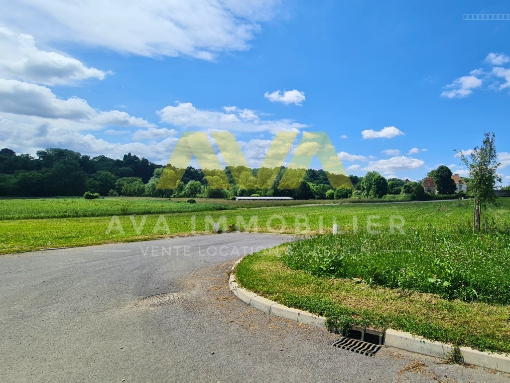 Bien immobilier à vendre à Araujuzon, 1 340 m² – photo 3 sur 8