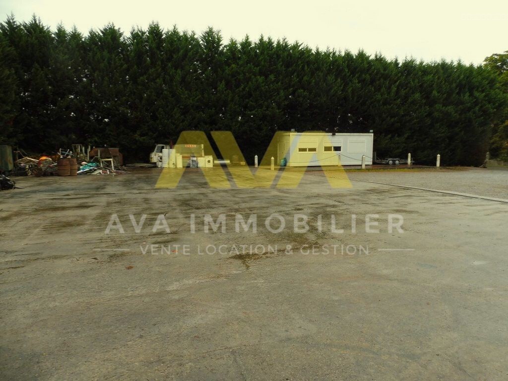 Terrain à vendre à Ozenx montestrucq, 2 200 m² – photo 1 sur 3