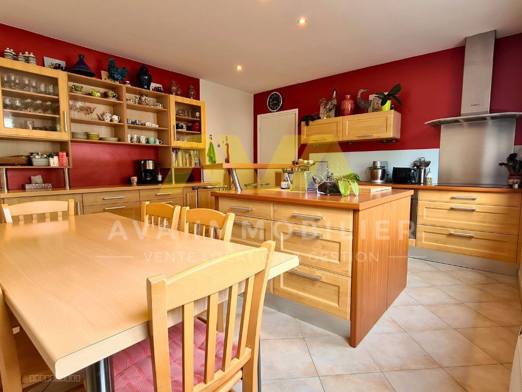 Maison à vendre à Ledeuix, 210 m², 9 pièces – photo 2 sur 12