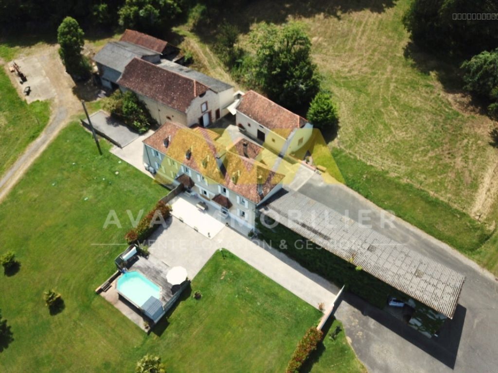Bien immobilier à vendre à Lahourcade, 107 m², 8 pièces – photo 1 sur 20