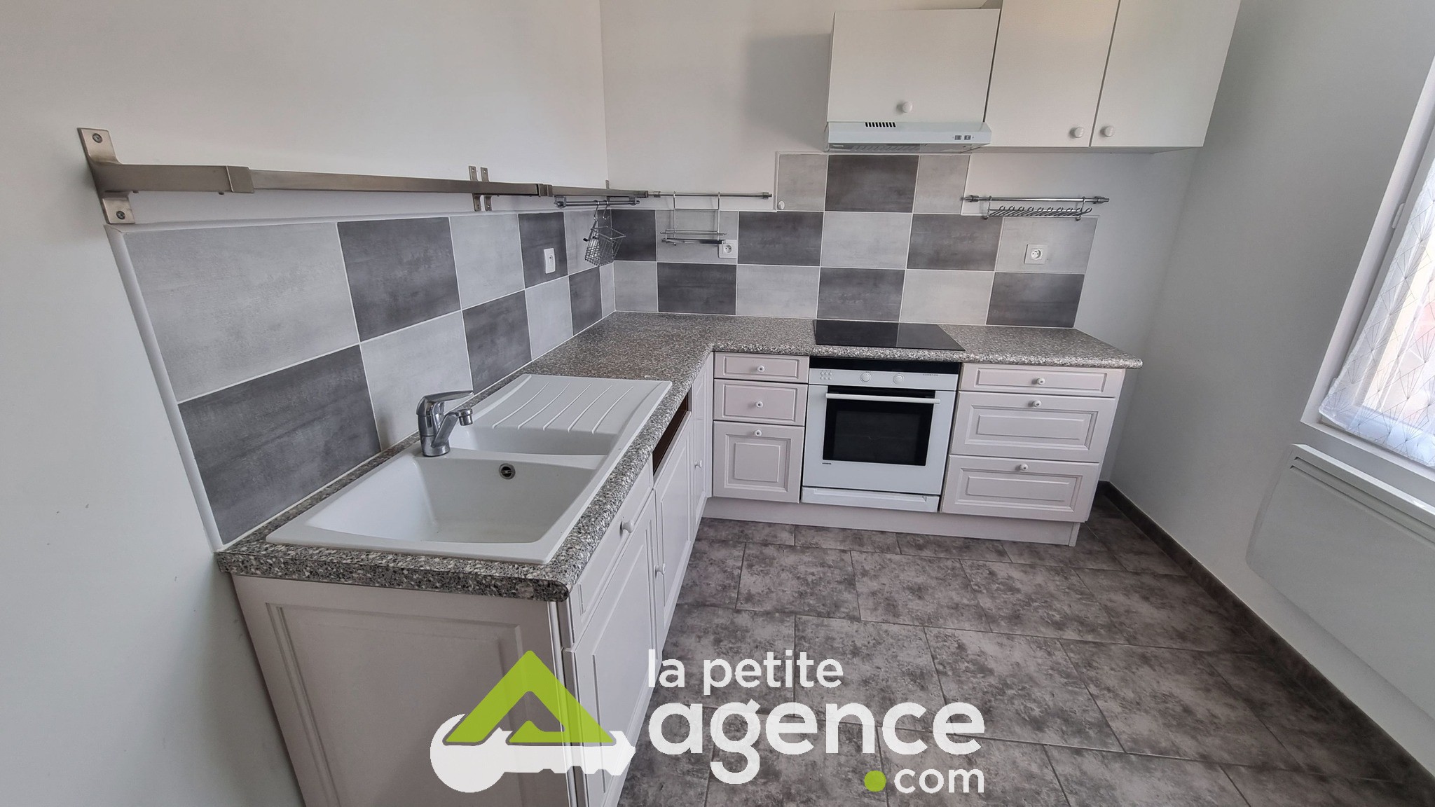 Maison à louer à St florent sur cher, 60 m², 3 pièces – photo 2 sur 8