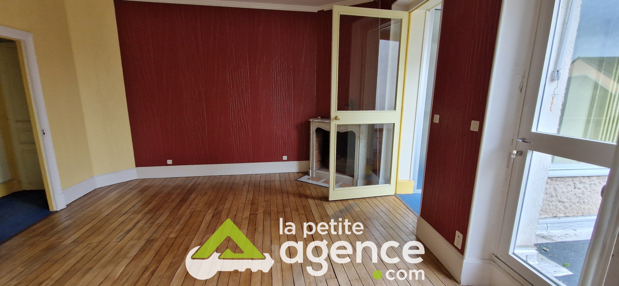 Appartement à vendre à Montlucon, 161,53 m², 6 pièces – photo 2 sur 10
