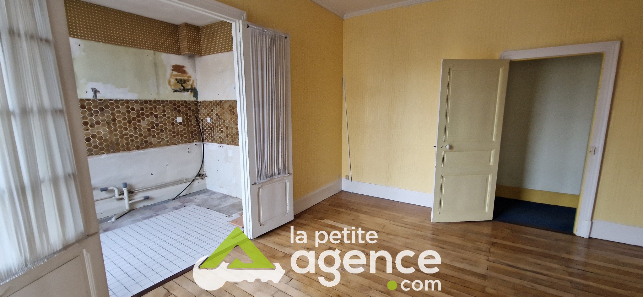 Appartement à vendre à Montlucon, 161,53 m², 6 pièces – photo 3 sur 10