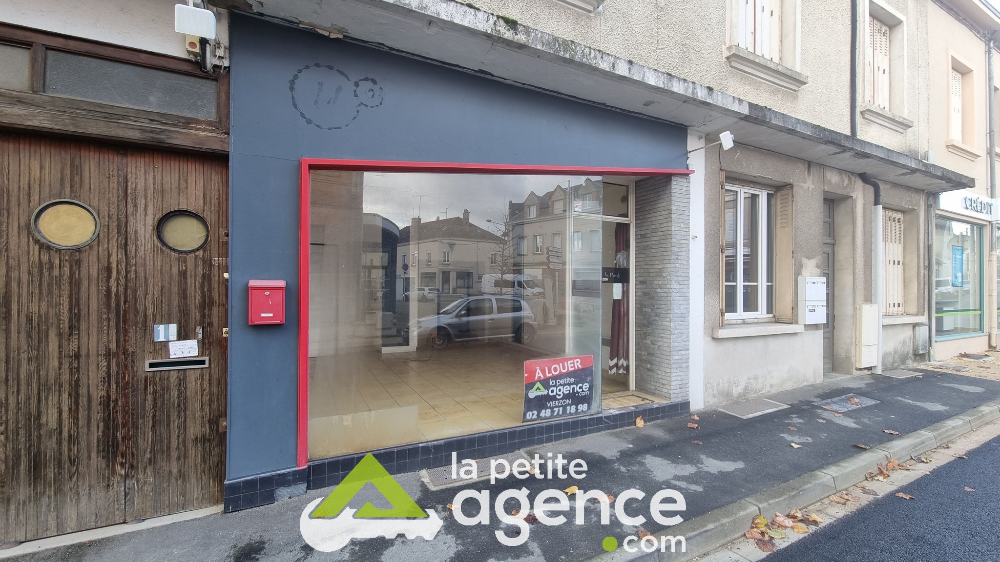 Local commercial à louer à Vierzon, 30 m² – photo 1 sur 4