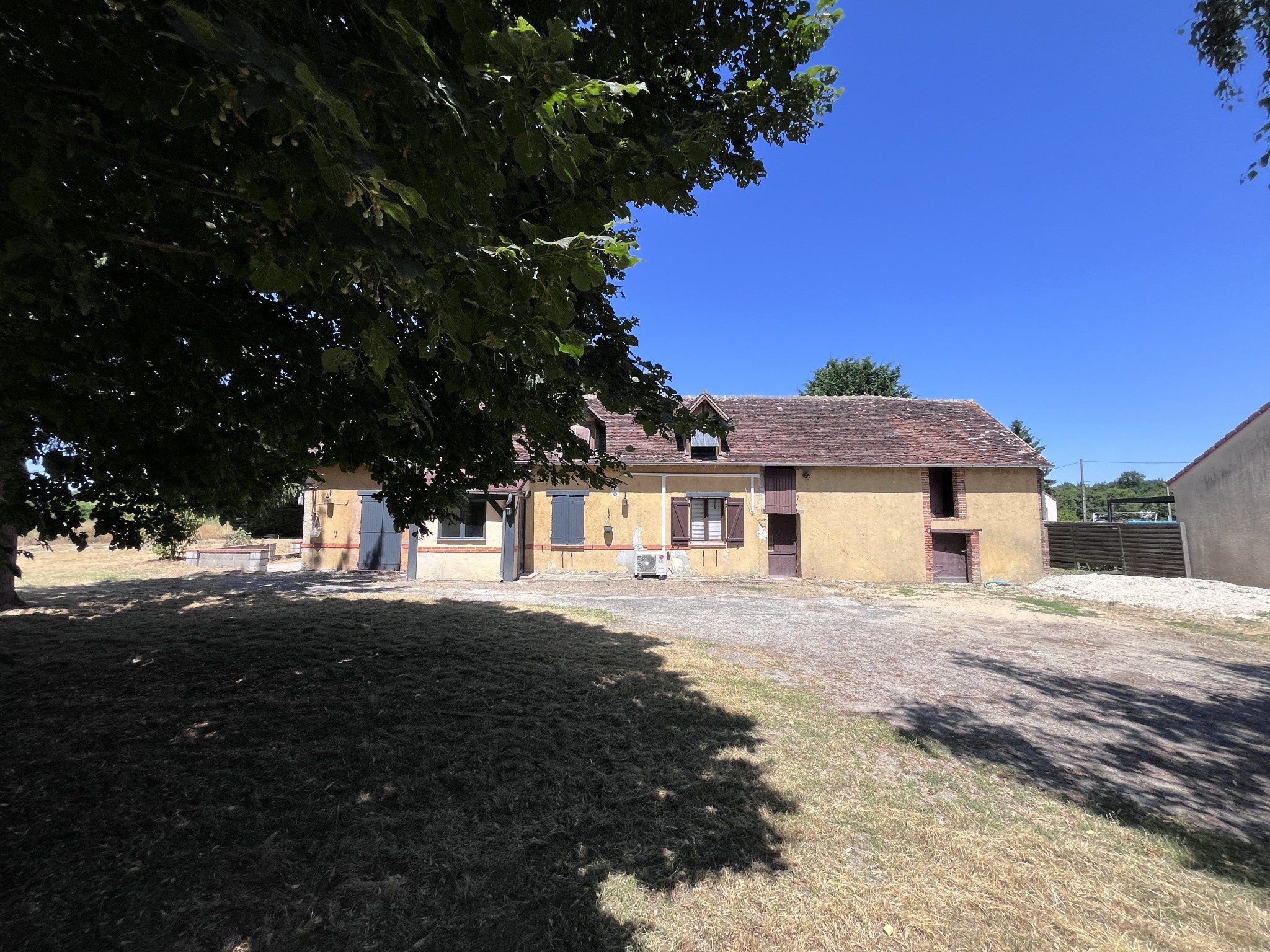 Longère à rénover — photo 3