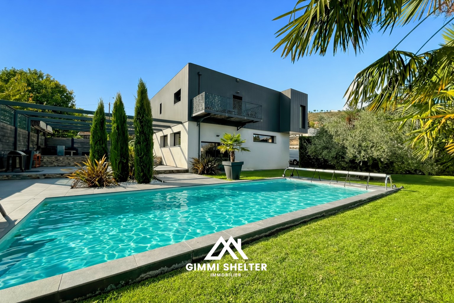 Maison à vendre à Cournon d auvergne, 233 m², 7 pièces – photo 1 sur 20