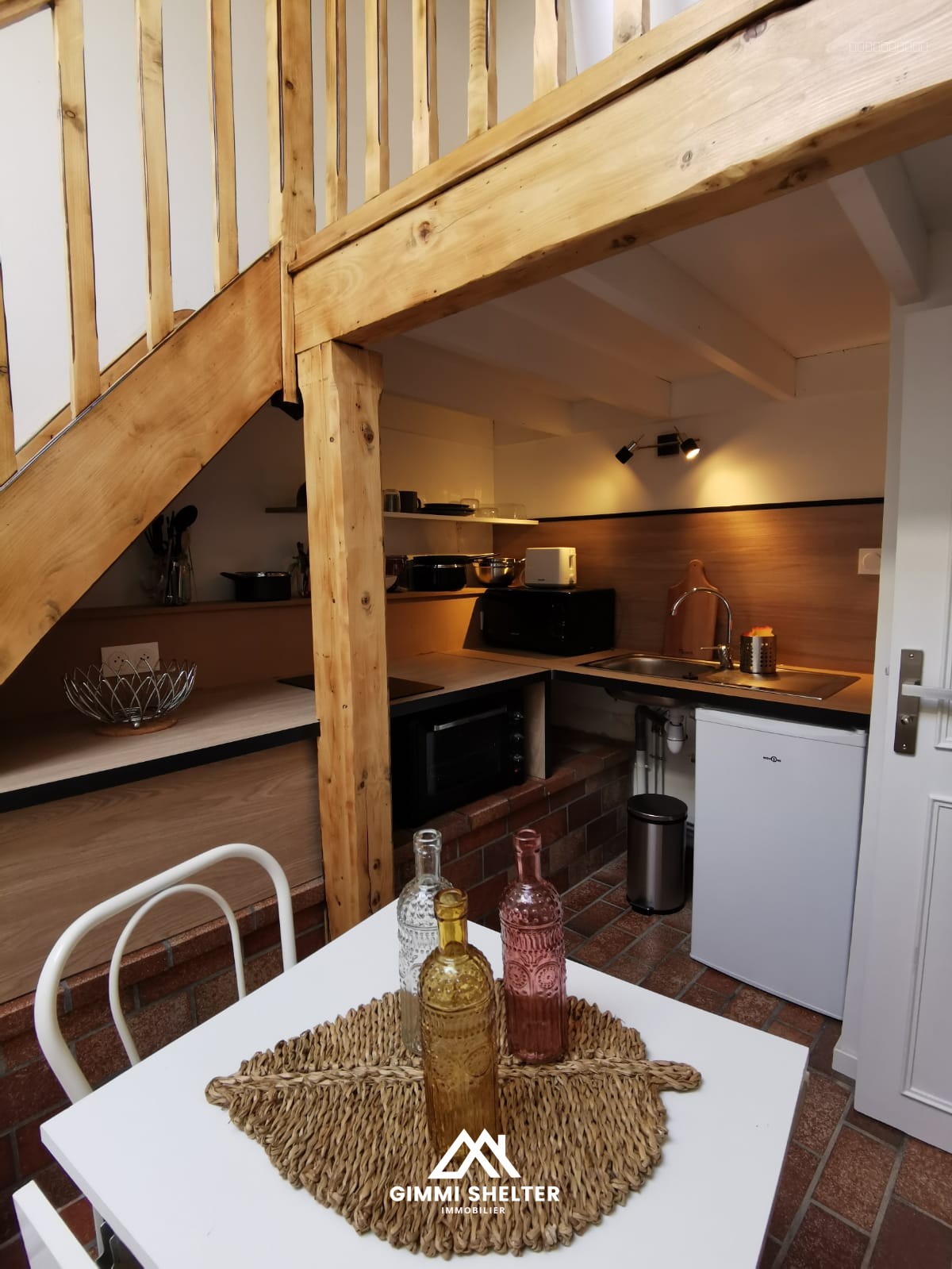 Studio en mezzanine à Royat — photo 1