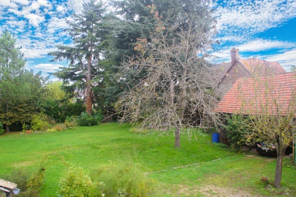 Maison à vendre à Ivry le temple, 261 m², 7 pièces – photo 2 sur 16