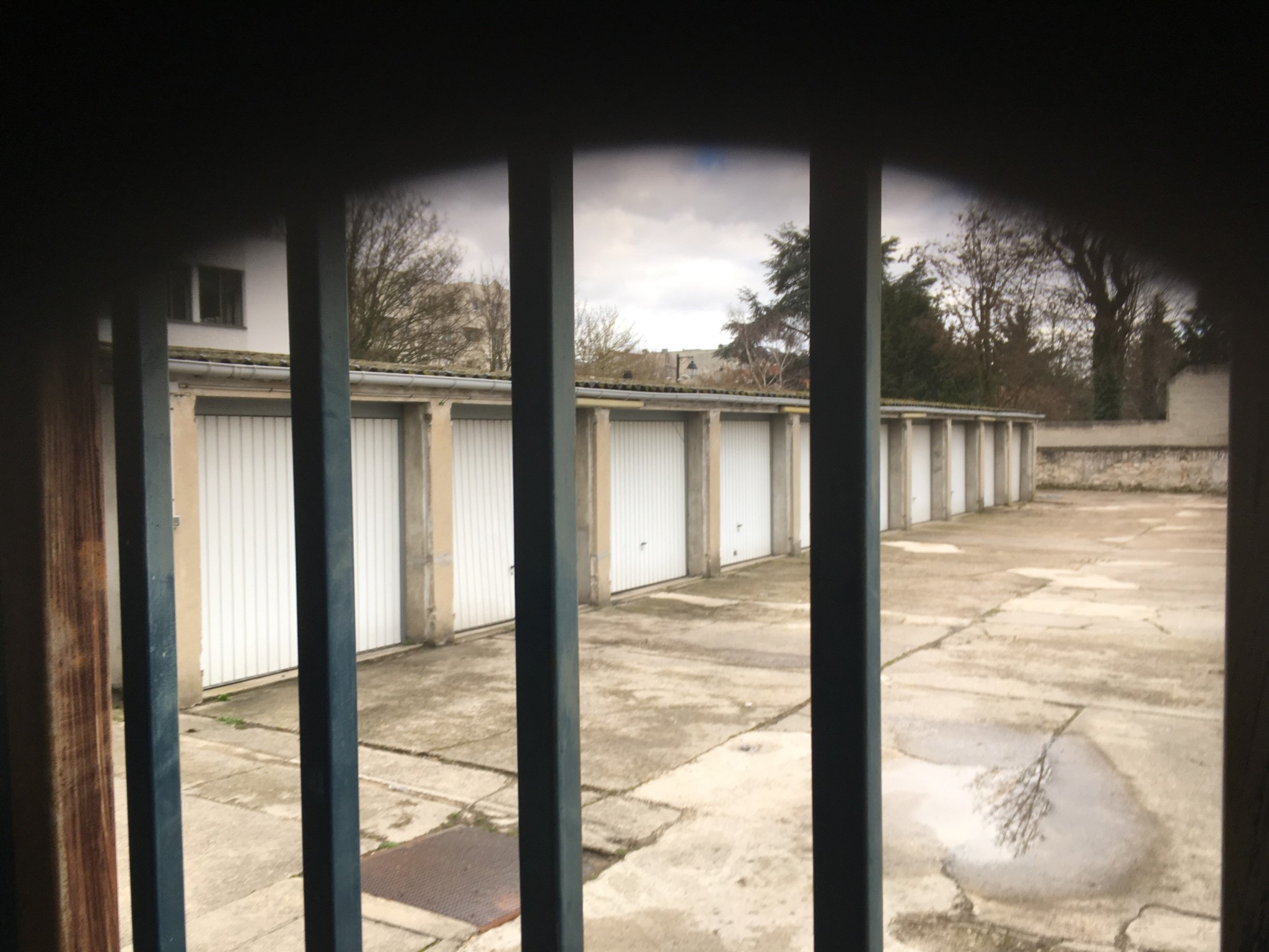 Garage à louer à Le perreux sur marne, 1 042 m², 1 pièce – photo 2 sur 2