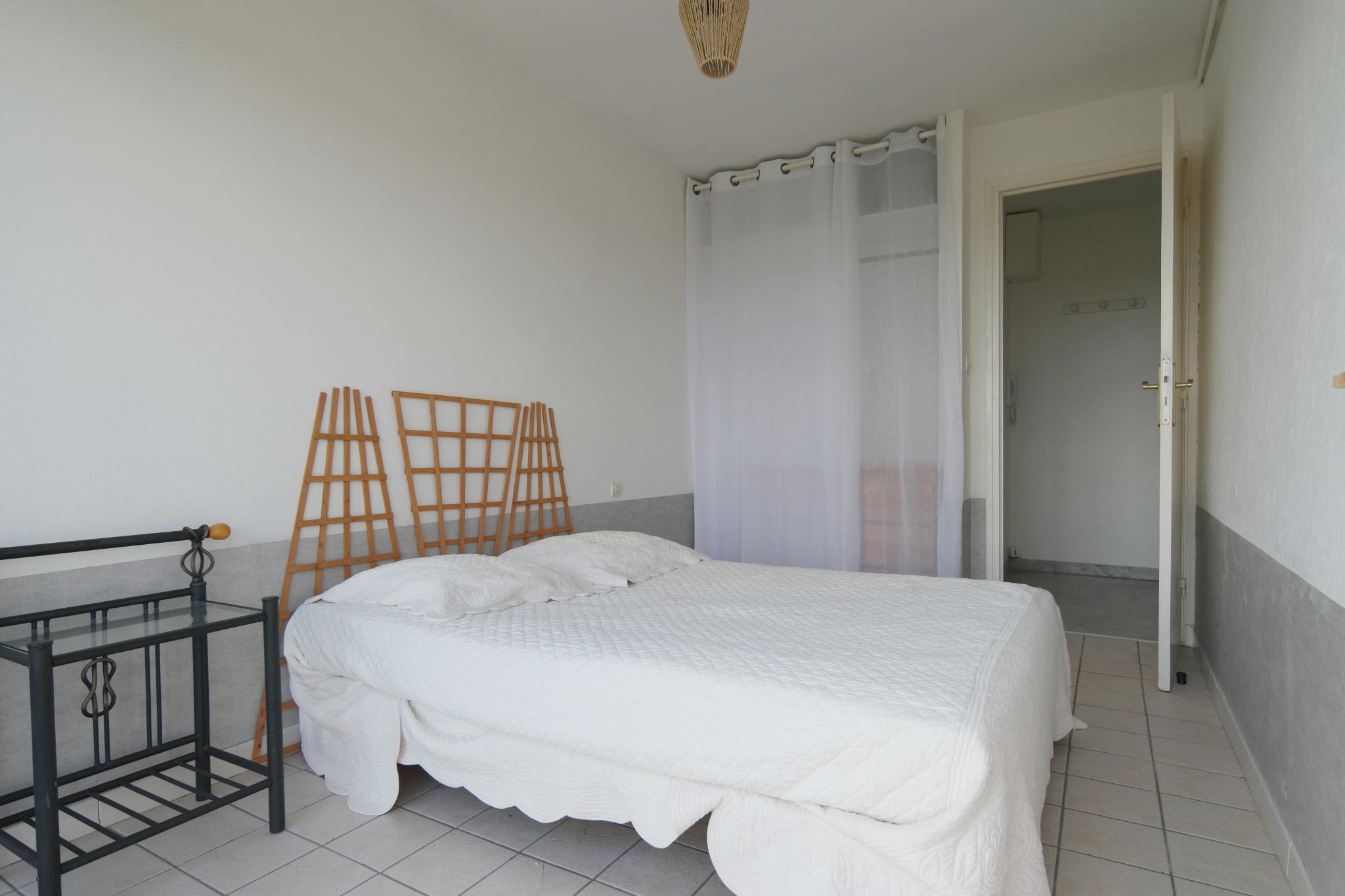 Bel appartement T2 lumineux avec vue sur la Cathédrale — photo 5