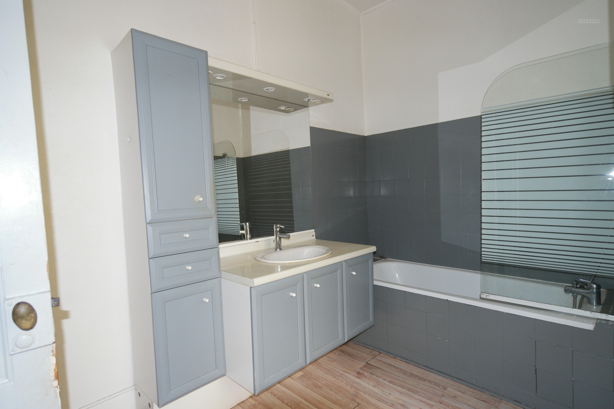 Appartement T2 de 49m2 situé au 2ème étage sans ascenseur — photo 5