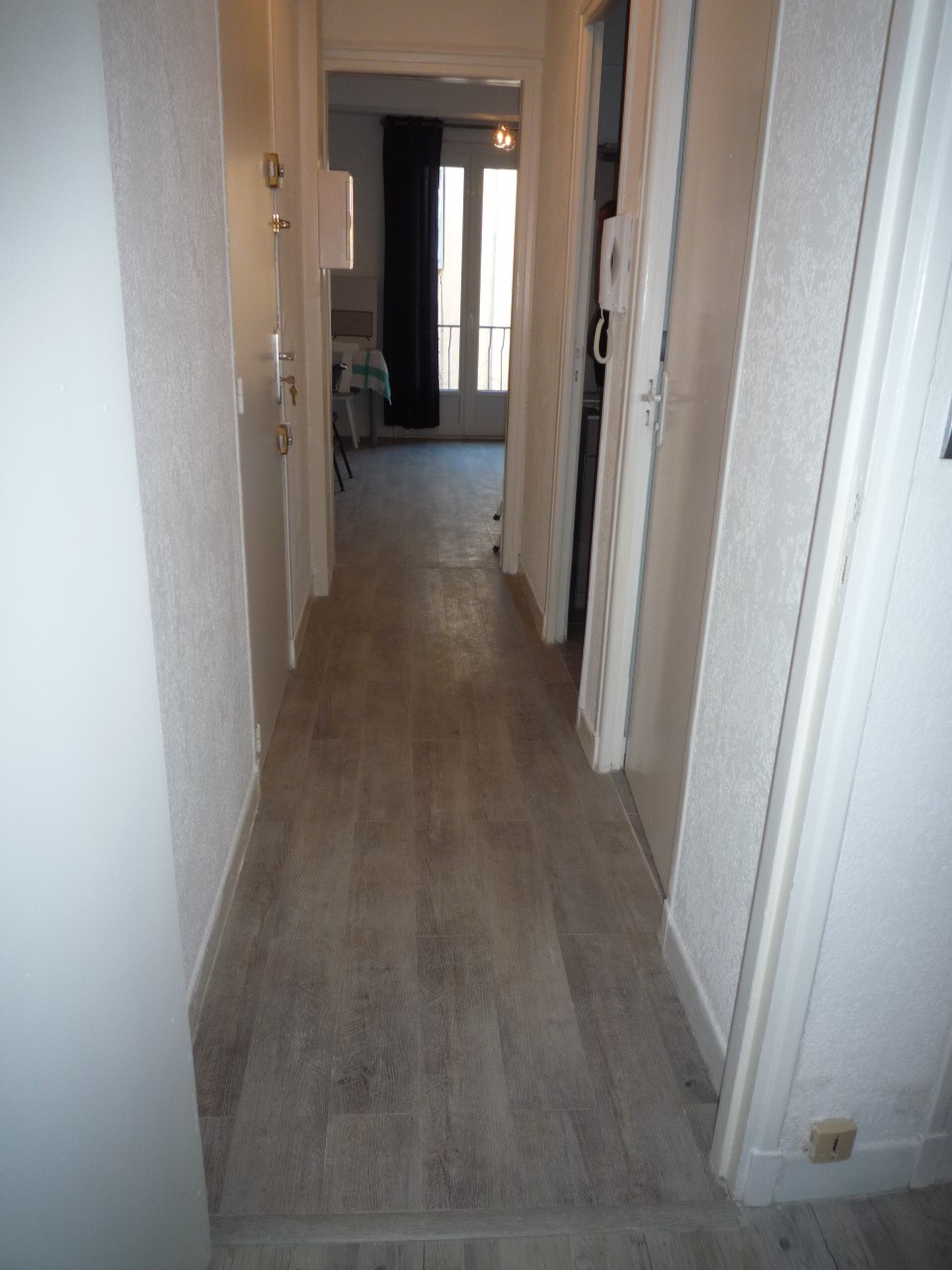 Appartement de type 3 d'environs 47m2 avec grand garage de 27m2 — photo 4