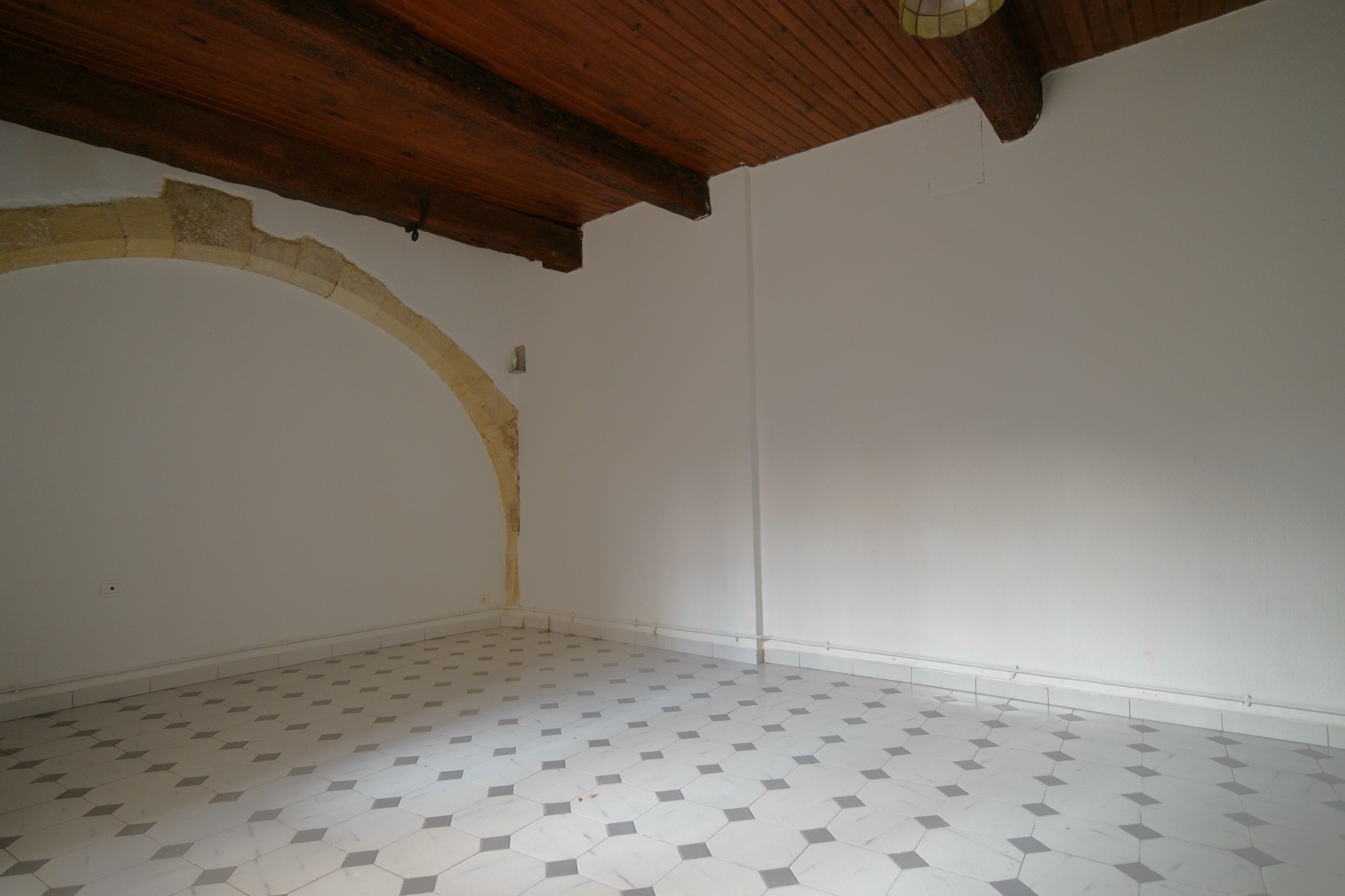 Duplex T3 en RDC - Centre historique — photo 2