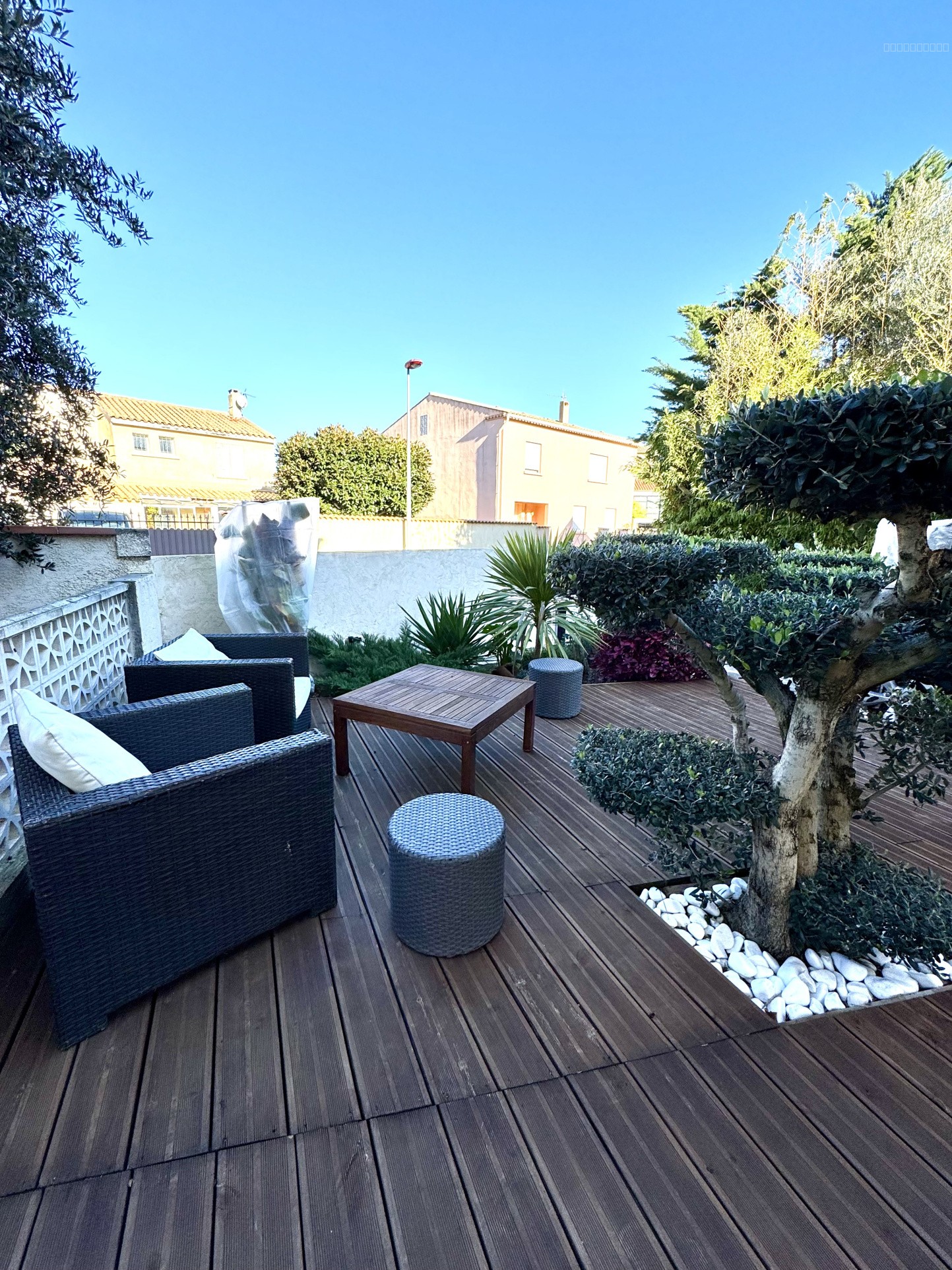 Appartement de type 3 avec jardin, terrasse et garage — photo 13